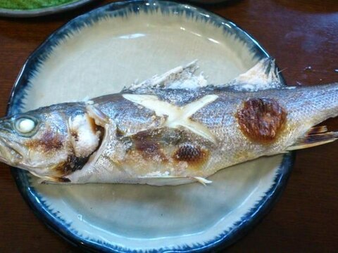 【釣り魚料理】セイゴの塩焼き